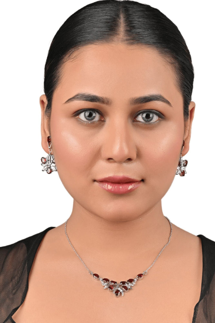 24.85/GM GARNET NACKLES (1650)