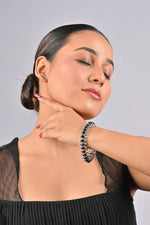 Load image into Gallery viewer, 32.85/GM BLACK STAR (1650)
