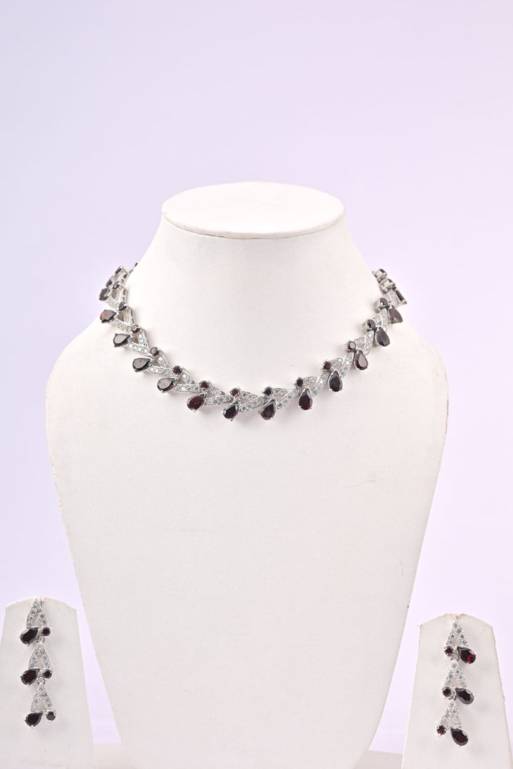 48.91/GM GARNET / ZIRCON (1650)