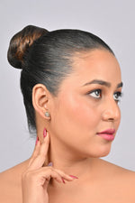 Load image into Gallery viewer, 3.90/GM PERIDOT (1650)
