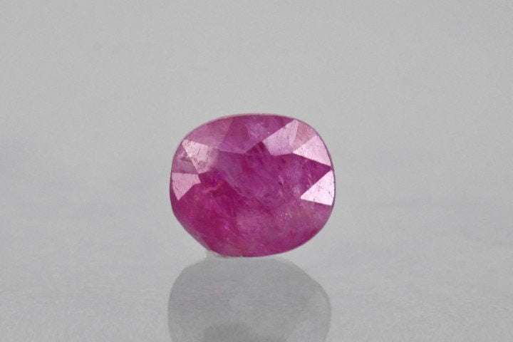 3.80/CT Natural Old Burma Ruby with IIG Govt. Lab Certificate (125000)