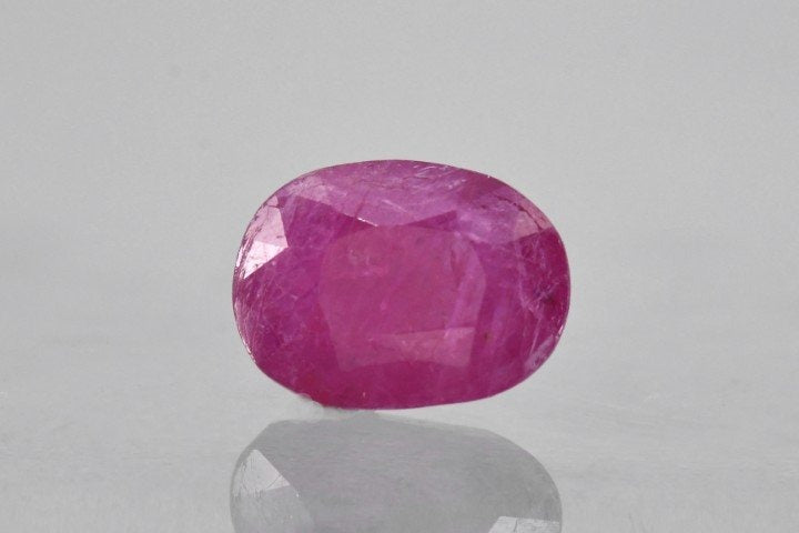 3.80/CT Natural Old Burma Ruby with IIG Govt. Lab Certificate (150000)