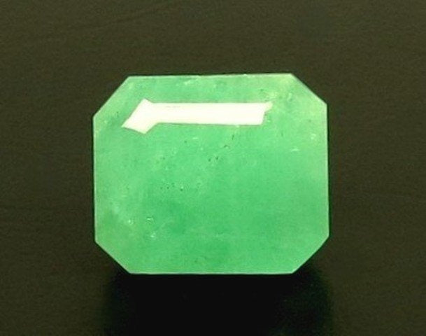 4.93/CT Natural Panna Stone with Govt. Lab Certificate (3441)