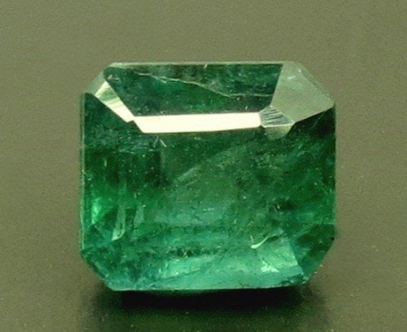 3.70/CT Natural Panna Stone with Govt. Lab Certificate (56610)