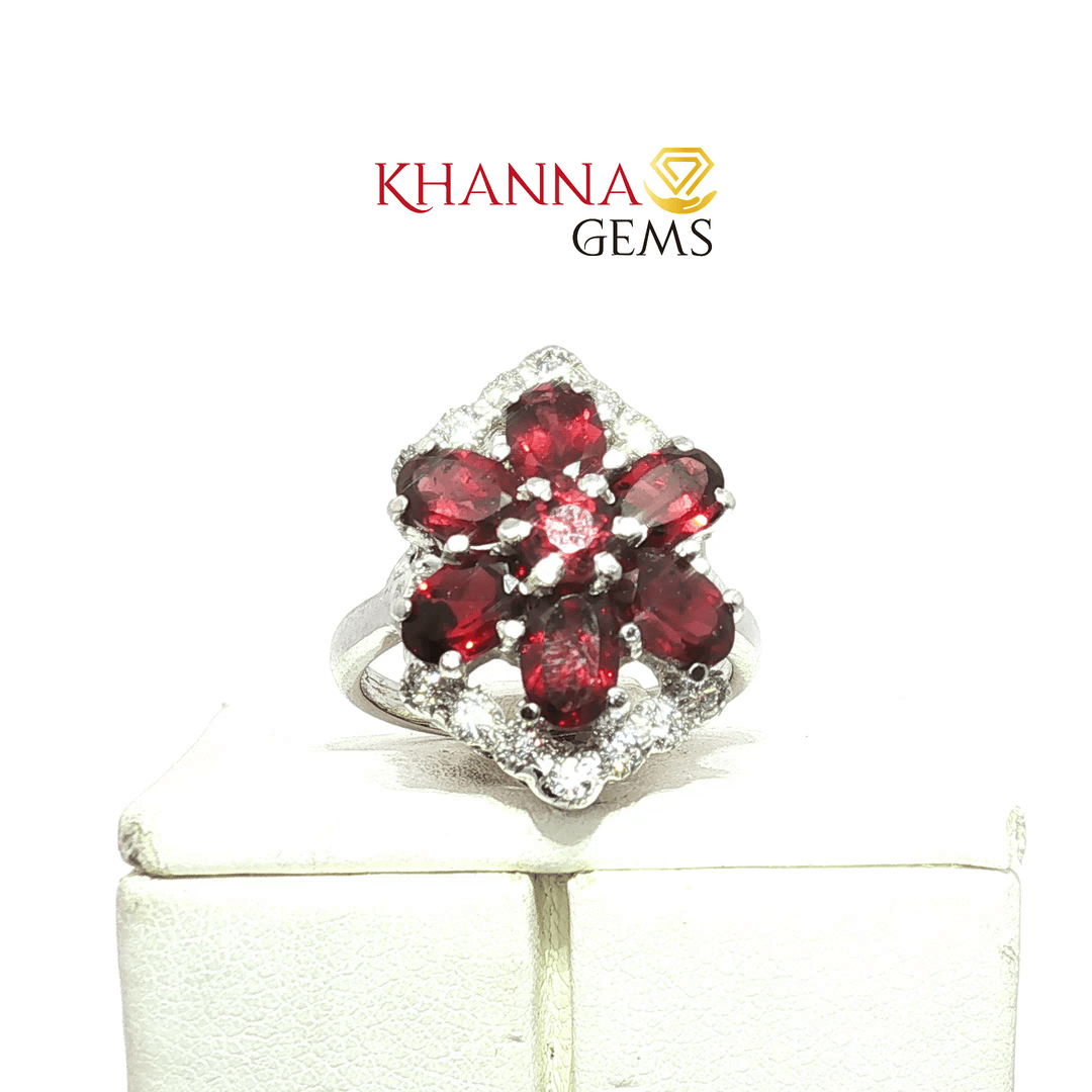5.65/GM  GARNET ZIRCON RING Earrings - G0564