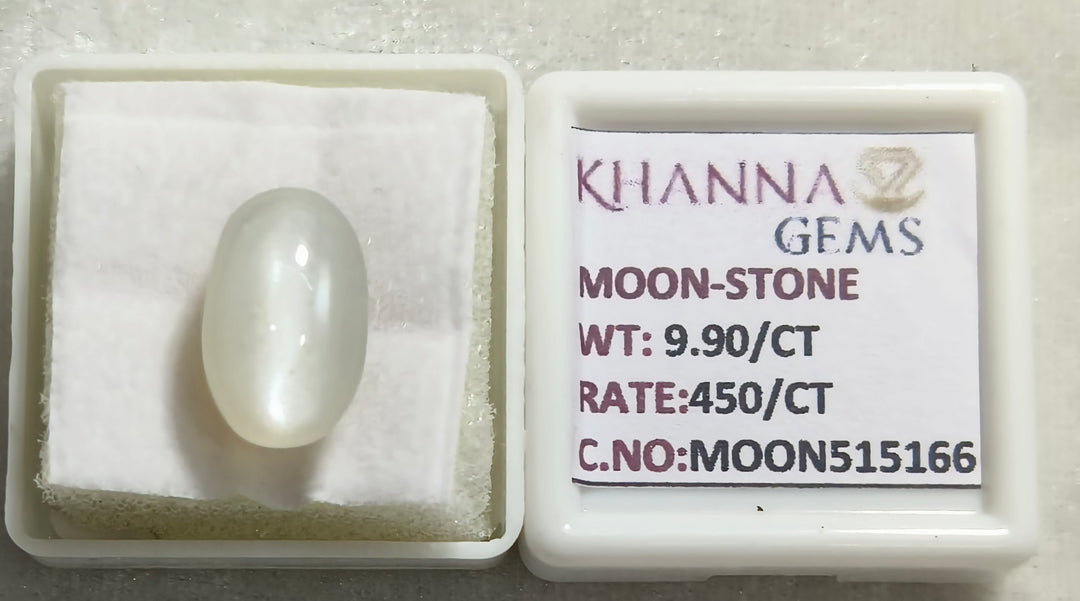 9.90/CT Moon Stone with Govt. Lab Certificate (450)