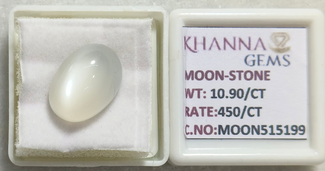 10.90/CT Moon Stone with Govt. Lab Certificate (450)