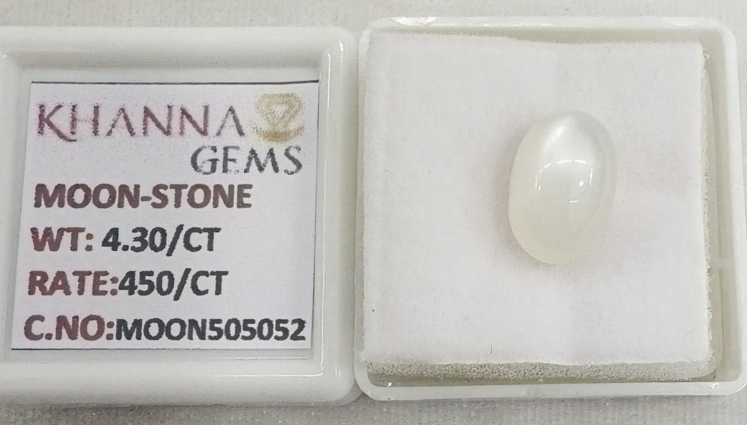 4.30 Carat White Moon Stone with Govt. Lab Certificate (450)