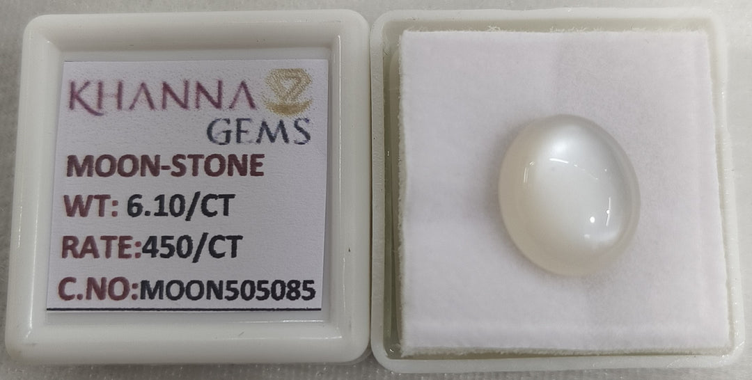 6.10/CT Moon Stone with Govt. Lab Certificate