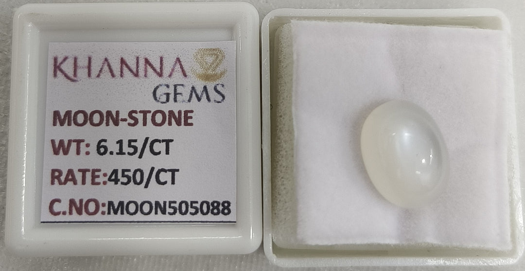 6.15/CT Moon Stone of Premium Quality with Govt. Lab Certificate
