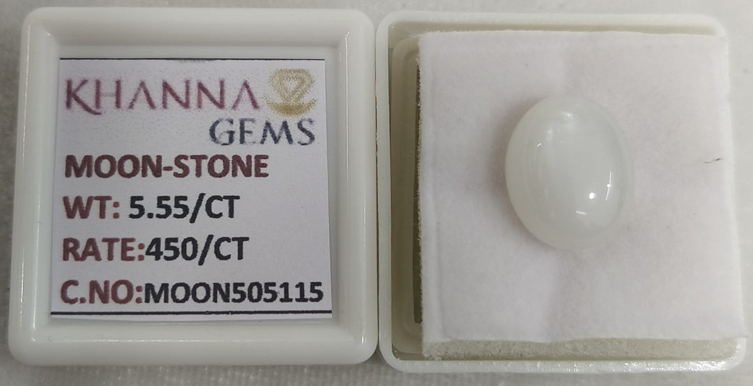 5.55/CT Moon Stone with Govt. Lab Certificate