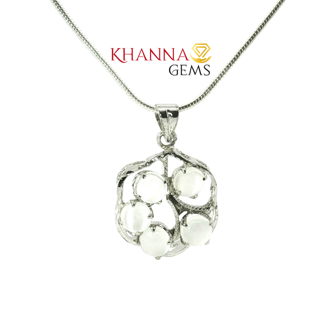 5.80/GM Moon Stone Pendent - N0004