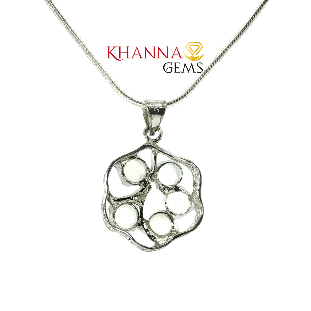 5.80/GM Moon Stone Pendent - N0004