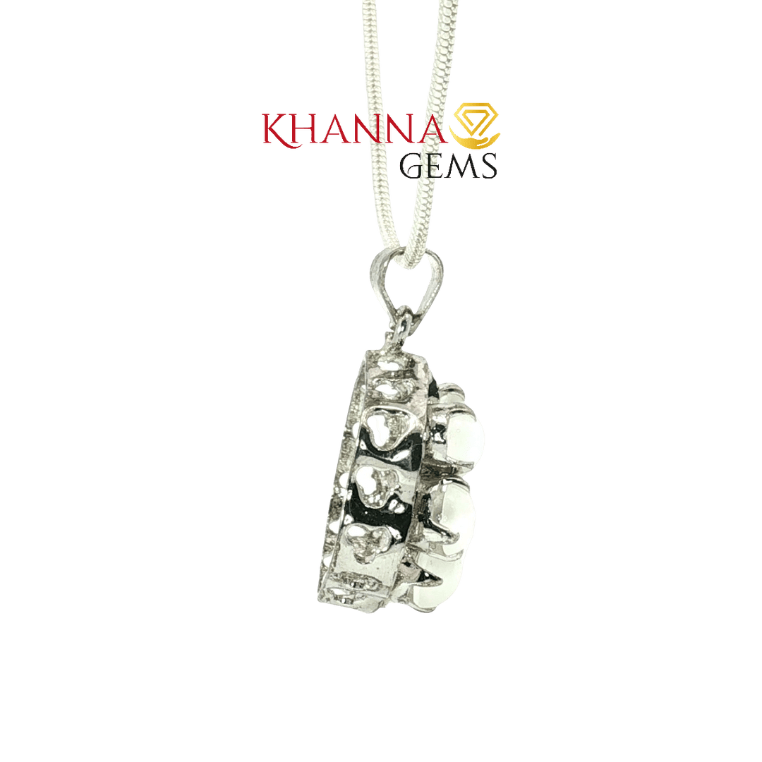 5.80/GM Moon Stone Pendent - N0004