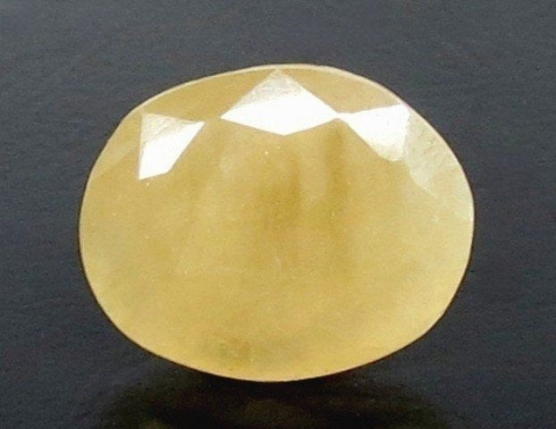 4.92/CT Natural Yellow Sapphire With Govt Lab Certificate (1221)