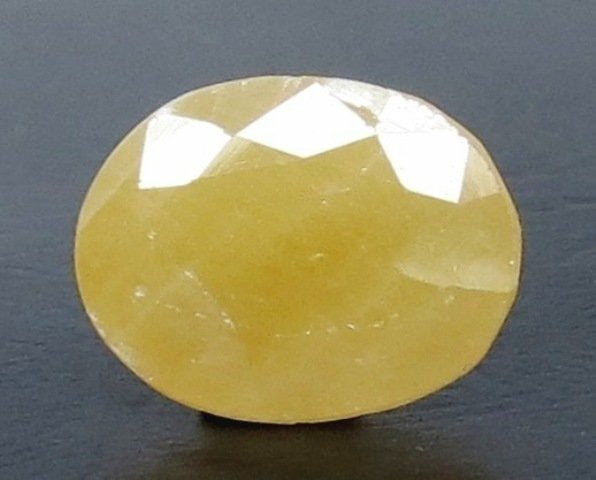 4.86/CT Natural Yellow Sapphire With Govt Lab Certificate (1221)