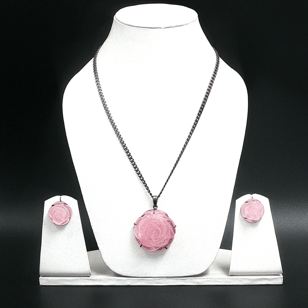 1650/GM Rose Quartz Crystal Gemston - 13798S197692