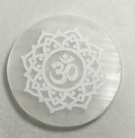 Load image into Gallery viewer, SELENITE CHARGING ROUND PLATE  OM 13
