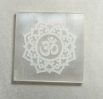 Load image into Gallery viewer, SELENITE CHARGING SQUARE PLATE  OM 17
