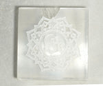 Load image into Gallery viewer, SELENITE CHARGING SQUARE PLATE OM 18
