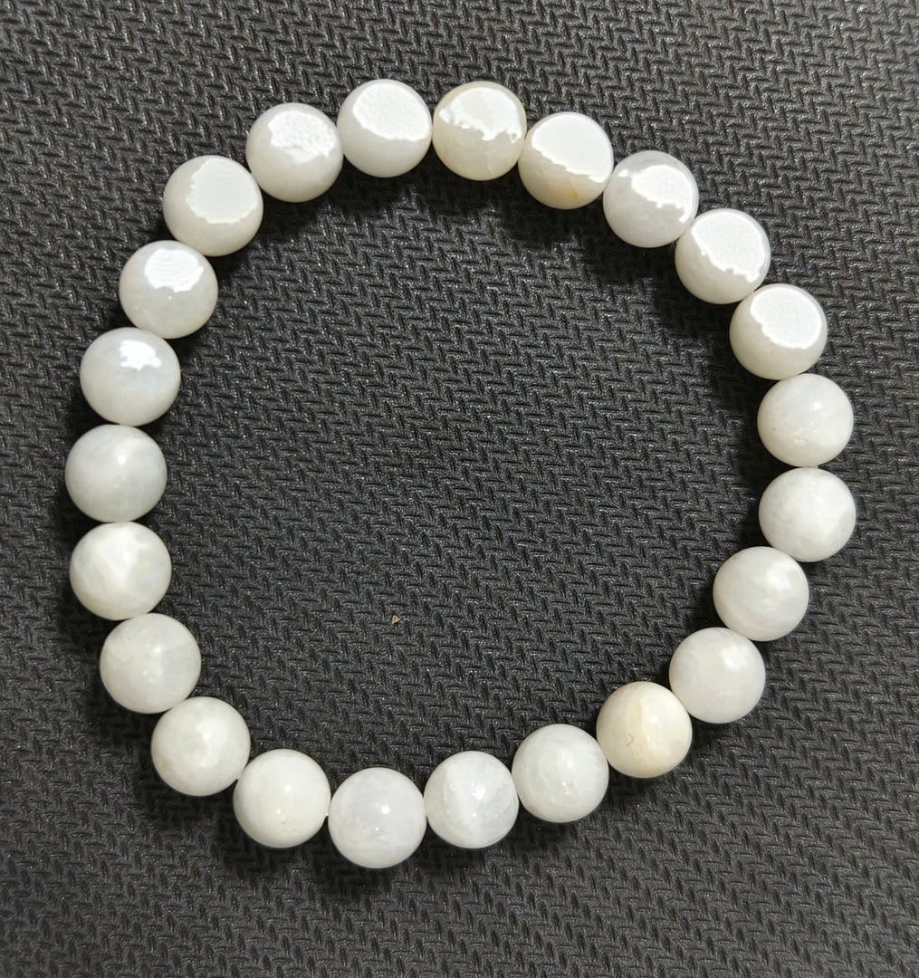 WHITE HAKIK BRACELET