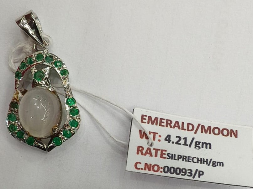 4.21/GM EMERALD / MOON STONE (2750)