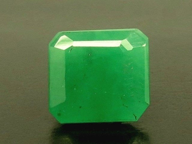 5.70/CT Natural Panna Stone with Govt. Lab Certificate (8991)
