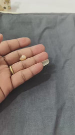 Load and play video in Gallery viewer, 4.27/CT Natural Basra Pearl with Govt. Lab Certificate (44000)
