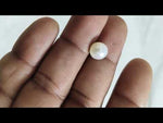 Load and play video in Gallery viewer, 3.84/CT Natural South Sea Pearl With Lab Certificate (1550)