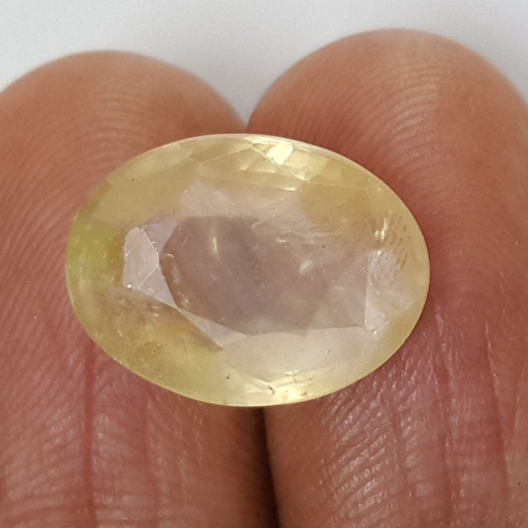 10.33 Ratti Natural Yellow Sapphire with Govt Lab Certificate-(6771)